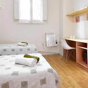  Apartment Estudiantes Balmes