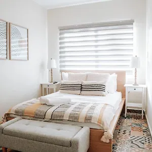 https://comfy-bright-apt-calle-loiza-walk-to-beach-calle-loiza-abajo-n.top-hotels-puertorico.com